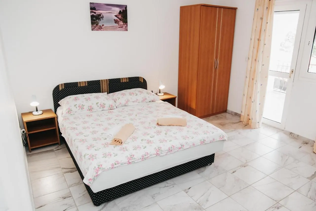 Affittacamere Villa Aequum Okrug Gornji